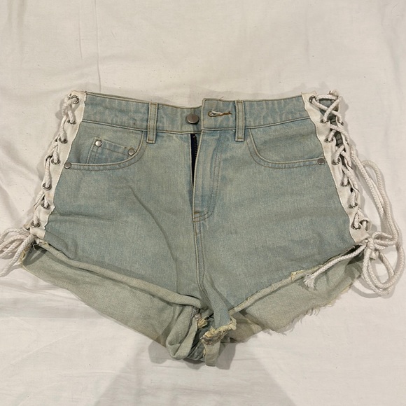 Ecru Lab Light Blue Jean Shorts with White Lace-Up Sides - Picture 2 of 4